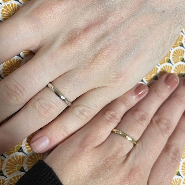 【CRAFY(クラフィ)の口コミ】 自分たちで自由にデザインを決められたのが良かったです。
ゴールドとシル…