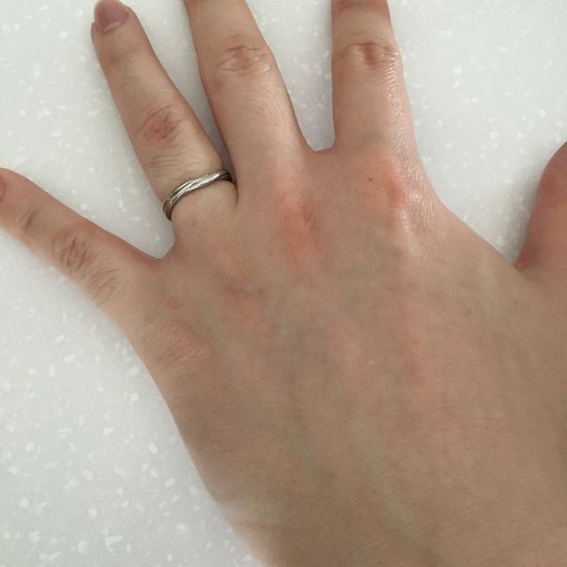 【銀座ダイヤモンドシライシの口コミ】 指輪のデザインが豊富で、値段もピンからキリまであるので、選びやすいで…