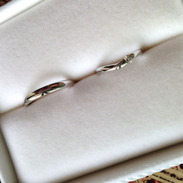 【TRECENTI(トレセンテ)の口コミ】 シンプルで飽きのこないデザインが気に入ったことに加え、双子ダイヤモン…