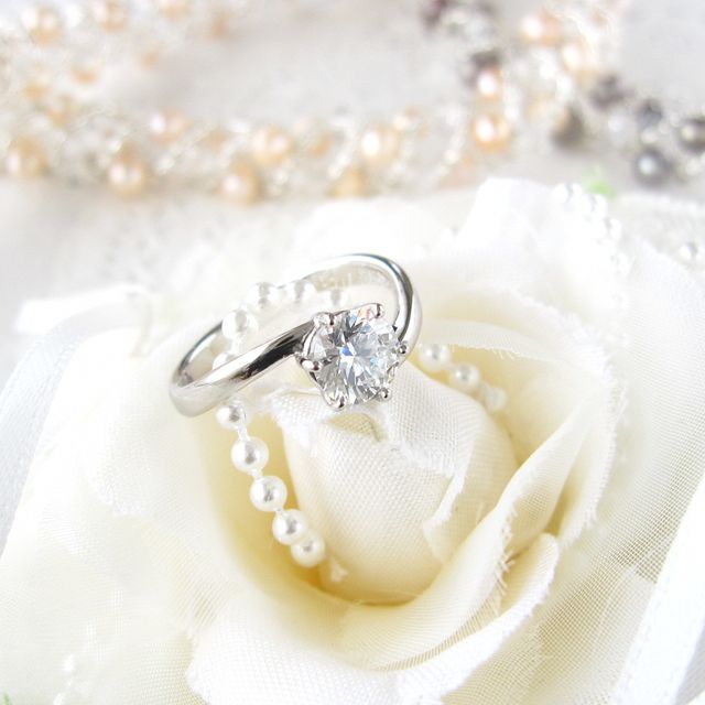 【ジュエリームナカタ(Jewelry MUNAKATA)の口コミ】 ジュエリーに無知な自分に親身に対応してくれ、尚且つ、価格、商品のスペ…