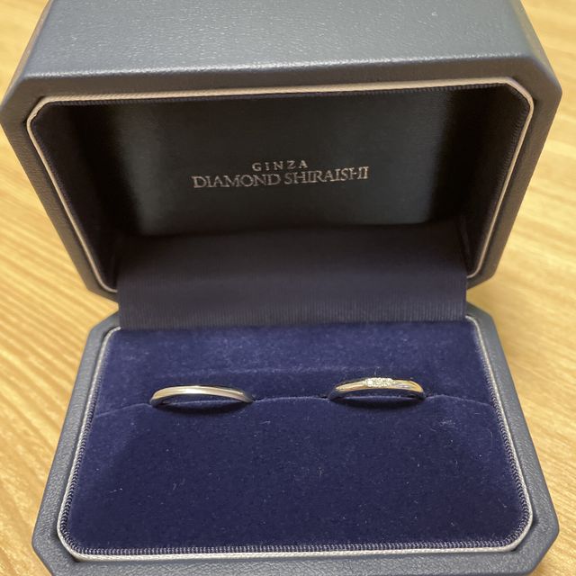 【銀座ダイヤモンドシライシの口コミ】 担当の方が私の好みに合いそうな指輪をいくつか出してくださり、その中で1…