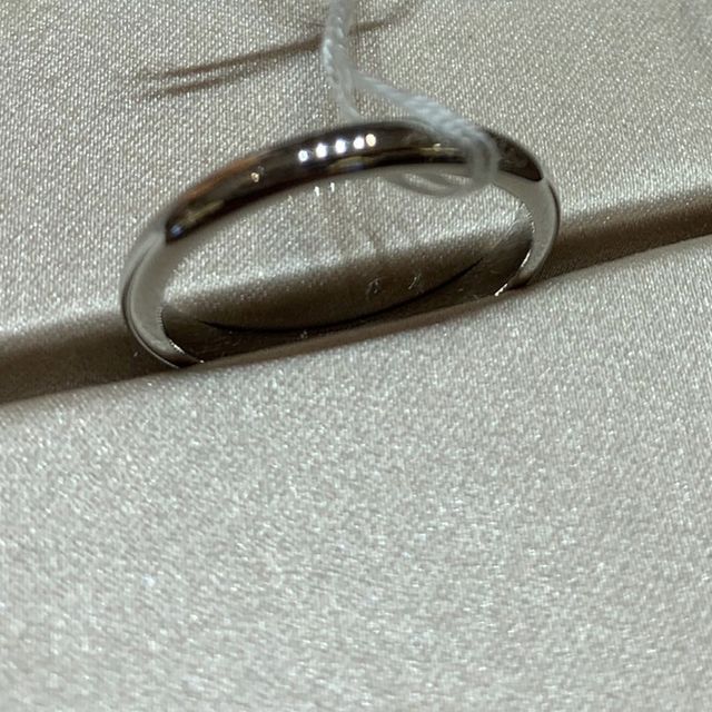 【ブルガリ(BVLGARI)の口コミ】 ストレートタイプは太さ2.7ミリとそこまで太くなく自分は関節がゴツゴツし…