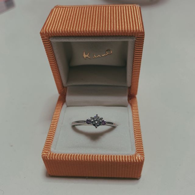 【ケイウノ ブライダル(K.UNO BRIDAL)の口コミ】 永久無料で保証されているのが魅力でデザインが可愛いので選びました。
ま…