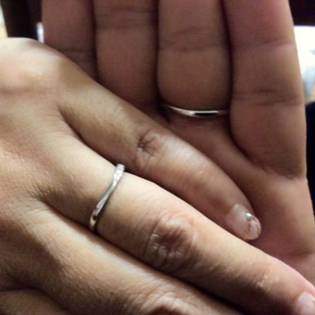 【agete(アガット)の口コミ】 予算は2人で10万前後、デザインはシンプルでかっこいいものを探していまし…