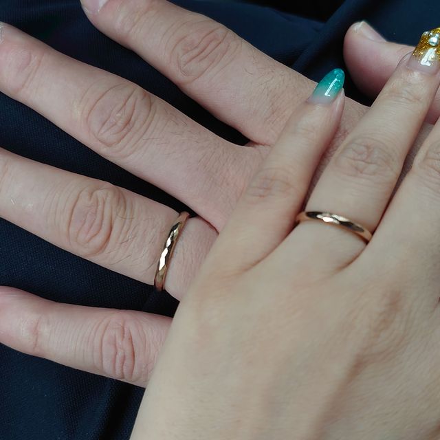 【HATAE(ハタエ)の口コミ】 自分たちで削って模様を作っていき、全く同じものは作れない、唯一無二の…