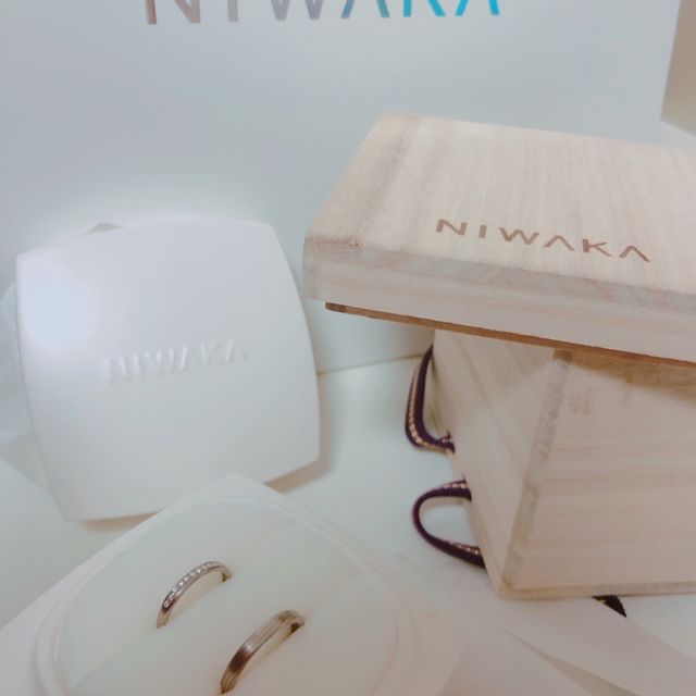 【俄(にわか)の口コミ】 個性的なところ、日本らしいデザイン、他にないような雰囲気でこれ以外に…