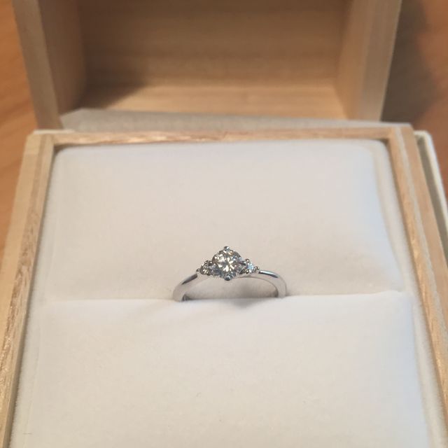 【宝寿堂(ほうじゅどう)の口コミ】 他のブランドではもっと小さなダイアモンドしか予算内では選べなかったが…