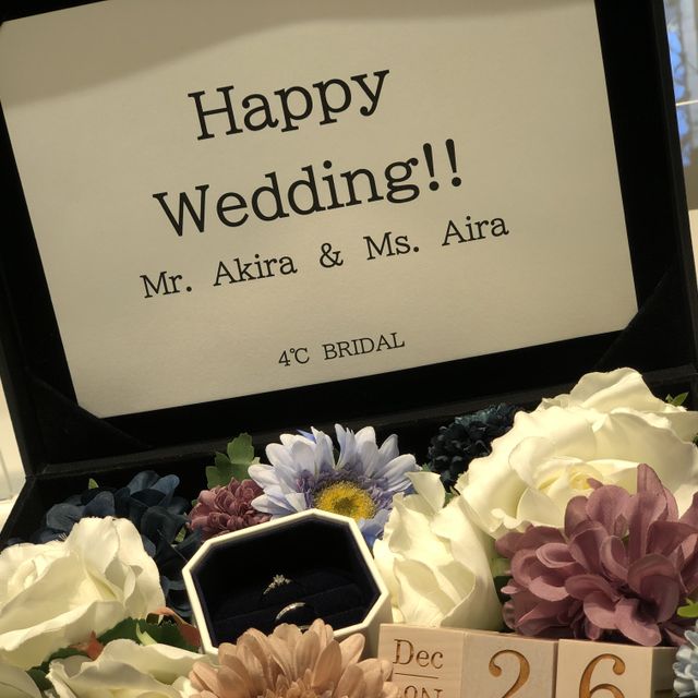 【4℃ BRIDAL(ヨンドシーブライダル)の口コミ】 指輪のデザインや、ダイヤのグレードアップなど、色々な特典があった。ま…