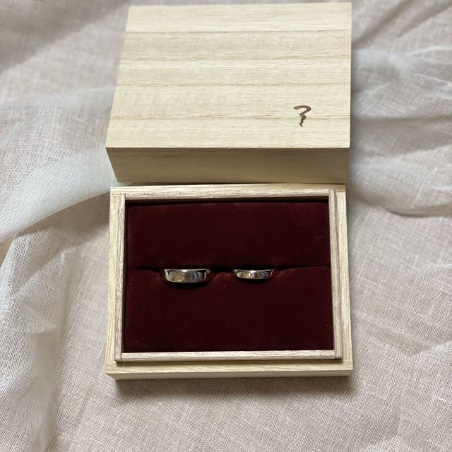 【ichi(イチ)の口コミ】 太めな少しゴツイものが、欲しいと思いました。夫は6mm私は4.5mmで、一般…