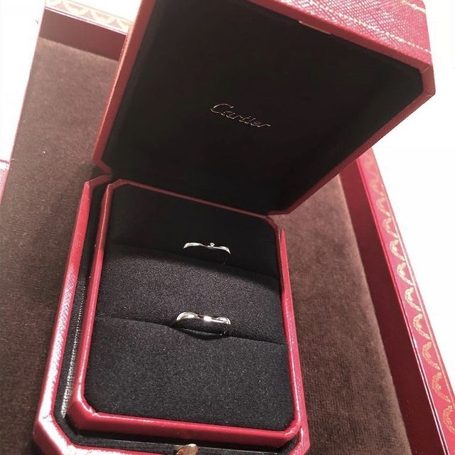 【カルティエ(Cartier)の口コミ】 結婚指輪だけでも何種類もあったので、店員さんのアドバイスと、実際にい…