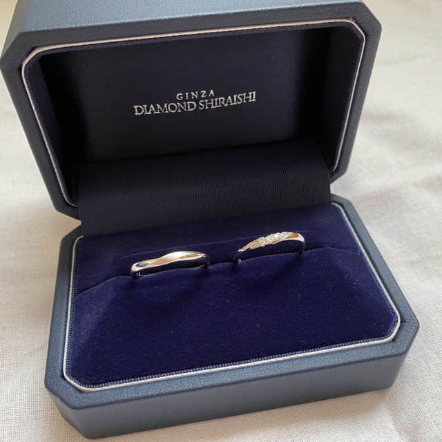 【銀座ダイヤモンドシライシの口コミ】 テイストはシンプル過ぎず、
ゴージャス過ぎず、
今後着けていても
飽きな…