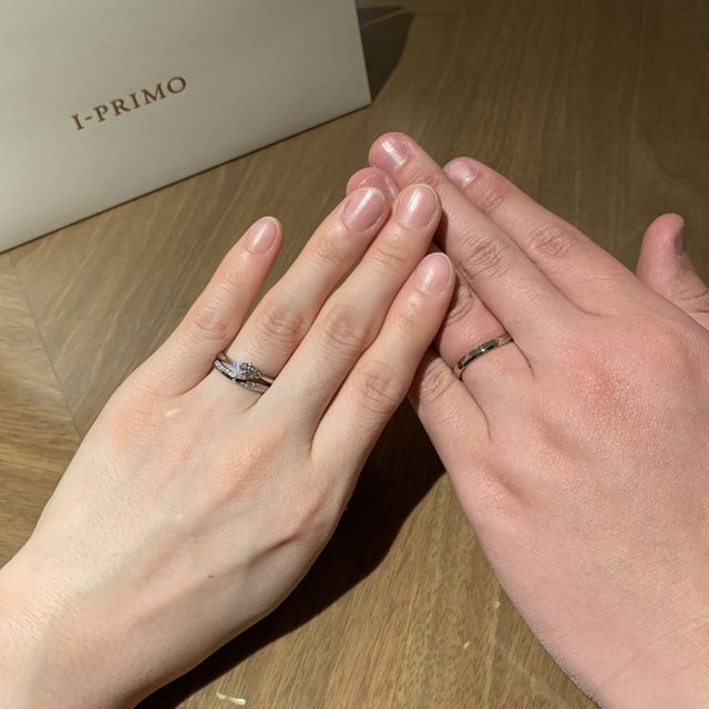 【アイプリモ(I-PRIMO)の口コミ】 婚約指輪にポラリスをいただき、セットリングで考えていましたが、店舗で…