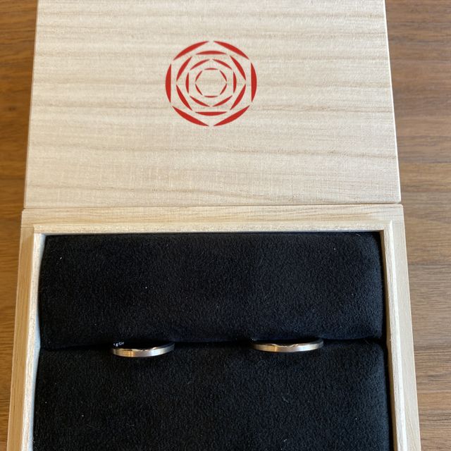 【出雲結(いずもゆい)の口コミ】 結婚指輪を探している中で、知人の紹介で入ったお店で、お店の雰囲気も落…