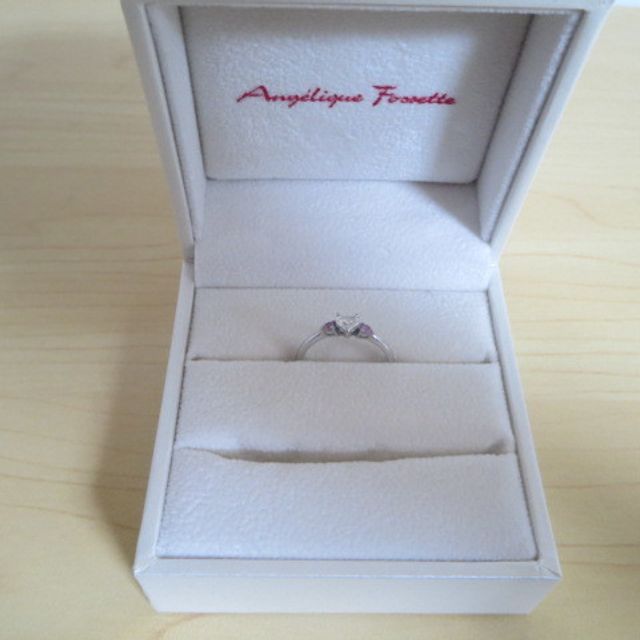 【アンジェリックフォセッテ(Angelique Fossette)の口コミ】 ダイヤの形等デザインに関しては、店頭のサンプルや他の口コミサイトを見…