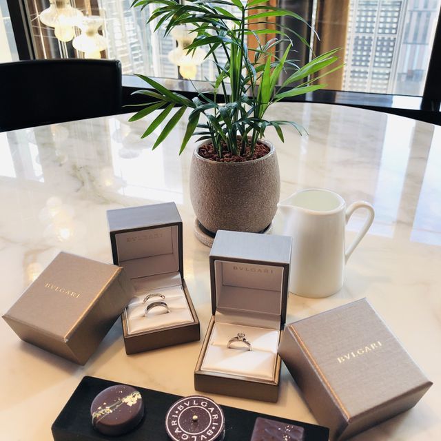 【ブルガリ(BVLGARI)の口コミ】 他のブランドには無い斬新さと品の高さに惹かれました。インコントロダモ…