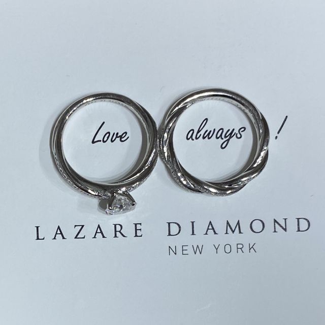 【ラザール ダイヤモンド(LAZARE DIAMOND)の口コミ】 デザインが他にはないアイビーデザインが気に入ったから。
以前エンゲージ…