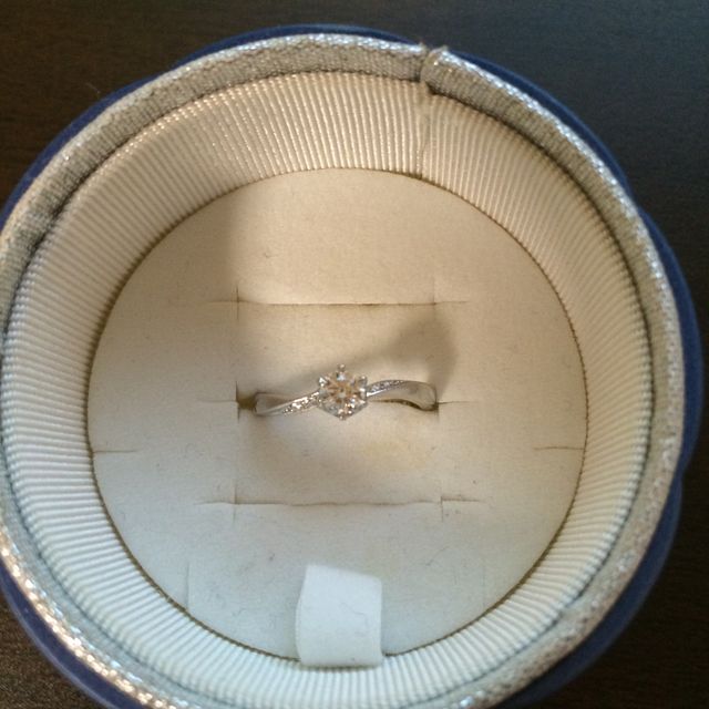 【4℃ BRIDAL(ヨンドシーブライダル)の口コミ】 付き合っていた頃のペアリングを4℃で購入しており、着け心地とデザインが…