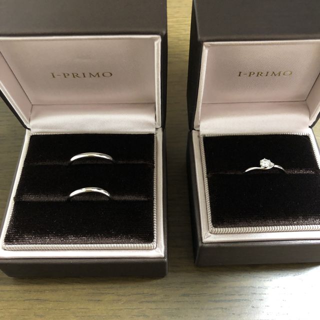 【アイプリモ(I-PRIMO)の口コミ】 つけ心地がよく、デザインも気に入り決めました。すーっと指にとおり馴染…