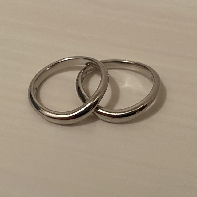 【俄(にわか)の口コミ】 お互い指輪をつけ慣れていなかったため、指輪のはめごこちというところに…