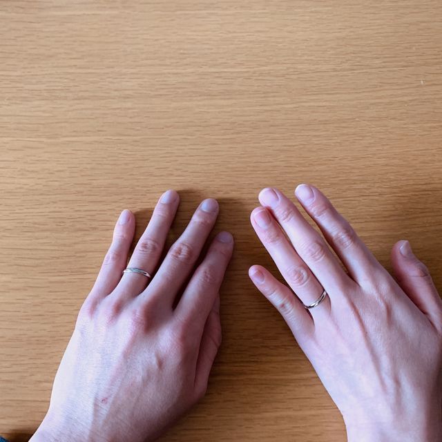 【アイプリモ(I-PRIMO)の口コミ】 丈夫で長く使える鍛造製法で、シンプルでつけ心地が良かったので、二人と…