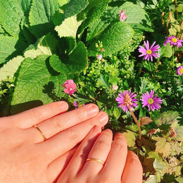 【銀座ダイヤモンドシライシの口コミ】 2人とも細いものが良くて沢山探しましたが、これが1番おしゃれでとっても…