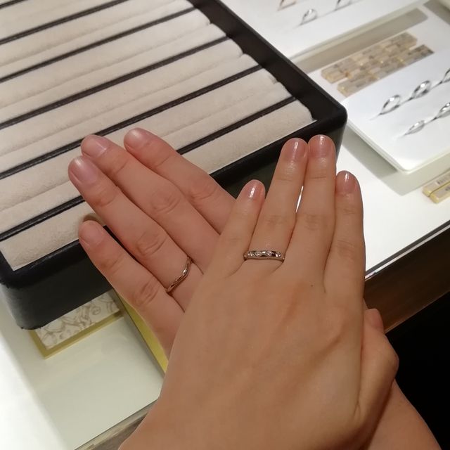 【ブルガリ(BVLGARI)の口コミ】 指輪の決め手は、着け心地の良さとブランドの信頼性です。指輪のデザイン…