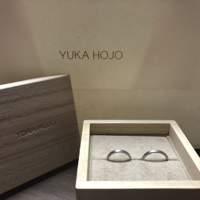 【YUKA HOJO(ユカホウジョウ)の口コミ】 他のブランドには無いデザインで
これを見た瞬間に一目惚れしました。
ハ…