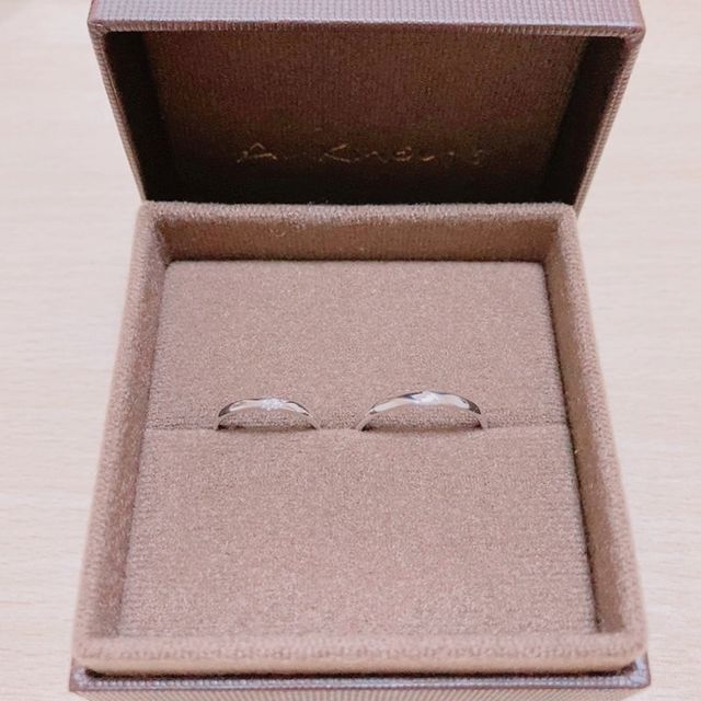 【Ankhore(アンクオーレ)の口コミ】 ダイヤが派手すぎないもので、でも一粒ではシンプル過ぎるなと思っていた…