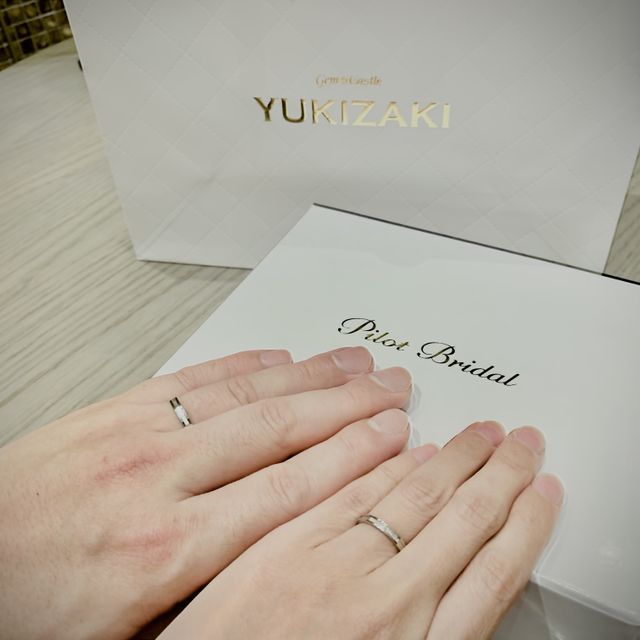 【PILOT BRIDAL(パイロットブライダル)の口コミ】 男性女性どちらが付けていても違和感のないデザインで、毎日つけていても…