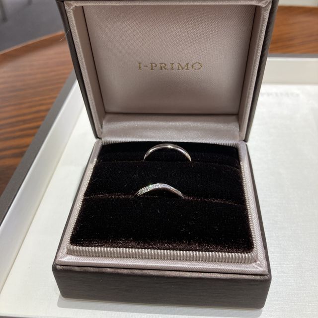 【アイプリモ(I-PRIMO)の口コミ】 シンプルな物を選ぼうと思っていましたが、付けてみるとダイヤモンドがつ…