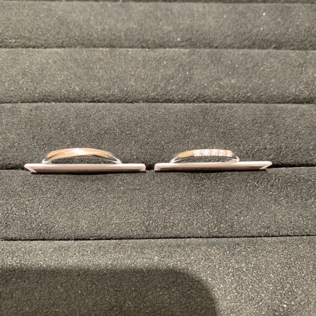 【TRECENTI(トレセンテ)の口コミ】 こちらの方は珍しいデザインでした。着け心地もよく大変気に入りました！
…