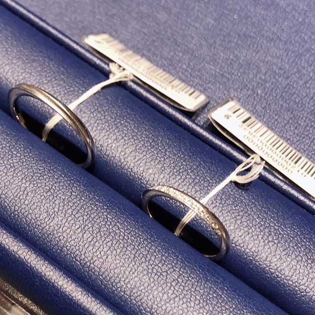 【銀座ダイヤモンドシライシの口コミ】 指輪のデザインがとても気に入りました。
探していたシンプルで華奢なデザ…