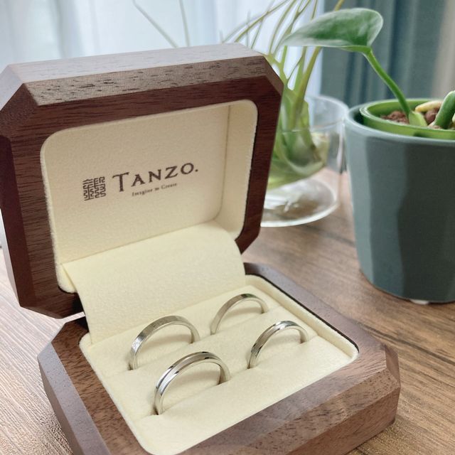 【TANZO.(鍛造指輪)の口コミ】 職業柄、夫婦二人とも指輪の強度にこだわりがあったため(ともに製造業)、…