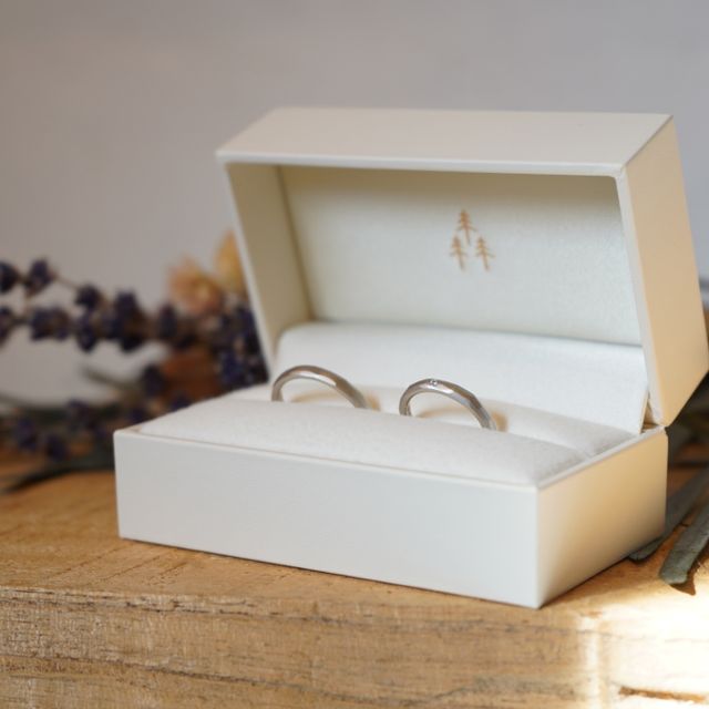 【THREE TREES(スリーツリーズ)の口コミ】 シンプルだけど、太さ、幅、デザインなど細かく設定できて、世界に一つだ…