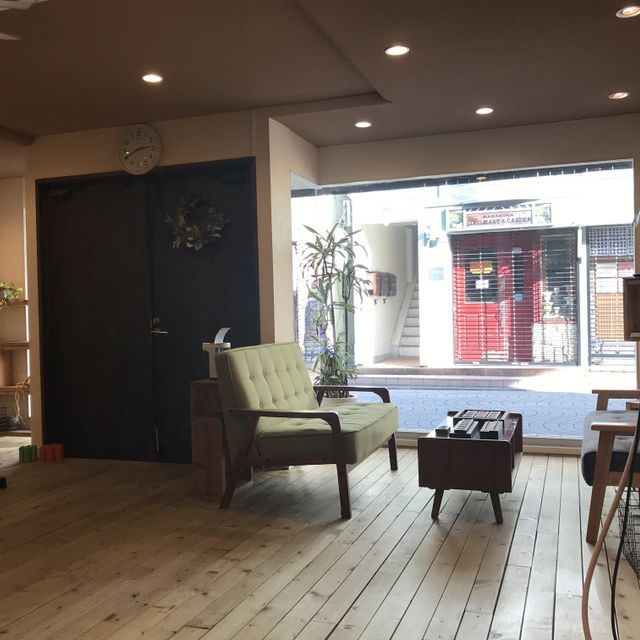 【鎌倉彫金工房の口コミ】 以前にペアリングを鎌倉彫金工房で制作したので、婚約指輪と結婚指輪もこ…