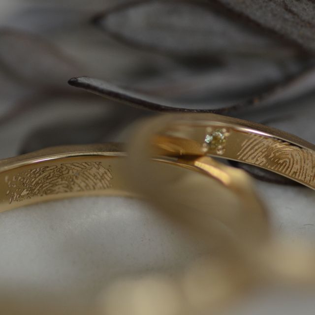 【CRAFY(クラフィ)の口コミ】 デザインはカジュアルにつけたかったので槌目と決めていました。材質もマ…