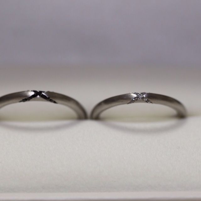 【Sirena Azzurro(セイレーン アズーロ)の口コミ】 丸いフォルムの指輪が珍しいと思ったのと、細身でデザインも変わっていて…