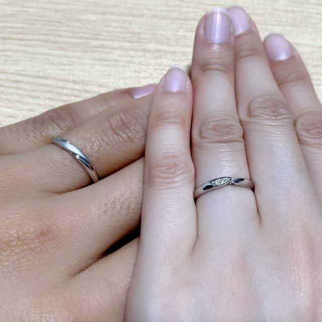 【銀座ダイヤモンドシライシの口コミ】 ゼクシィを見ていて気になる指輪があり、来店しました。
結果的には違う指…