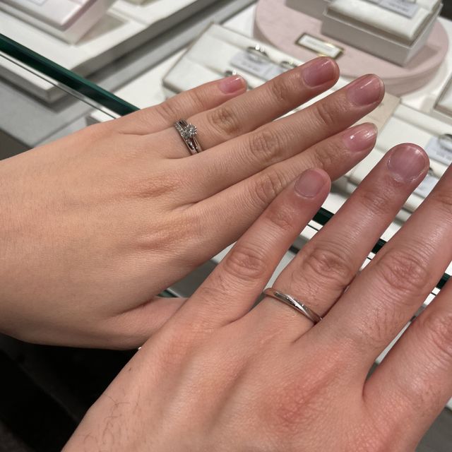 【アイプリモ(I-PRIMO)の口コミ】 結婚指輪はふつうじゃ面白くないと感じていました。特に男の結婚指輪は丸…