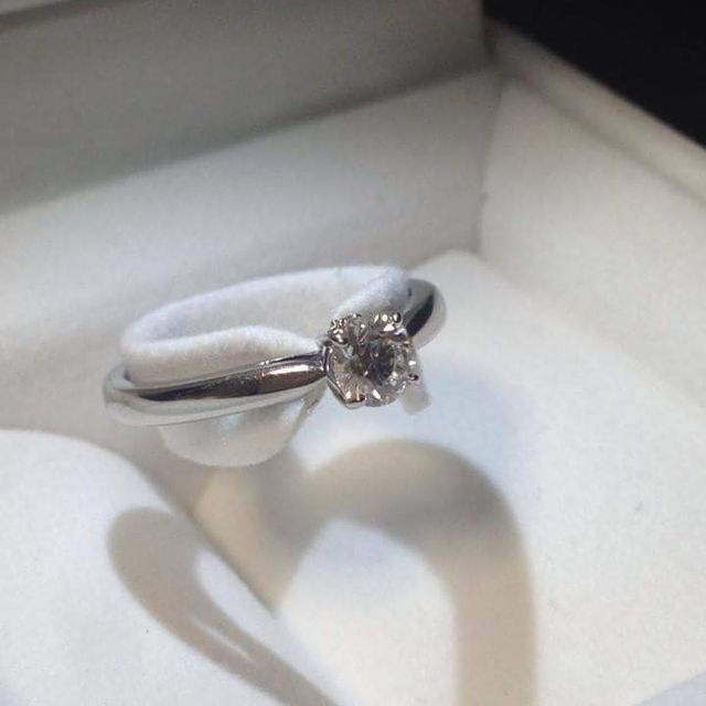 【STAR JEWELRY(スタージュエリー)の口コミ】 某ドラマで三浦春馬が篠原涼子にプレゼントしてるのを見て、婚約指輪は絶…