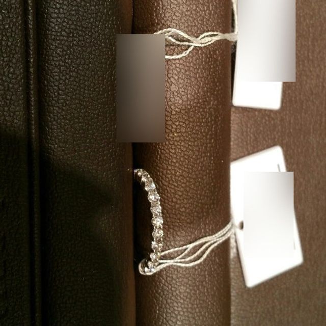 【アイプリモ(I-PRIMO)の口コミ】 ダイヤモンドが連なるリングで非常に華やかさがあって素敵だと感じました…