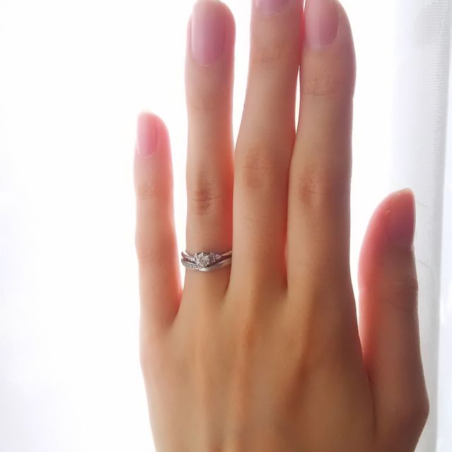 【ジュエリーツツミ(JEWELRY TSUTSUMI)の口コミ】 ブランドにはそれほど拘りはありませんでしたが、ダイヤが大きめで華やか…