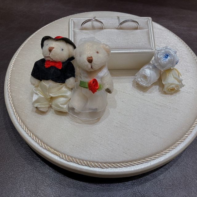 【TRECENTI(トレセンテ)の口コミ】 独特の指輪の作りをしてるので指にはめた時のなめらかさが良く、デザイン…