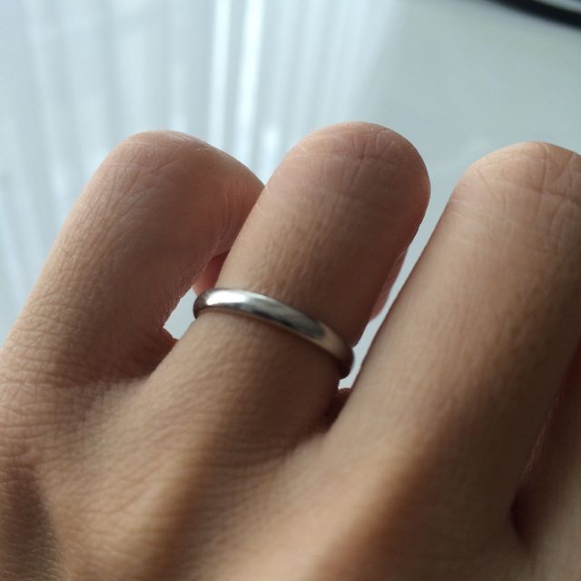 【ヴァンドーム青山(VENDOME AOYAMA)の口コミ】 シンプルなデザインの指輪を探していました。いくつかのブランドで検討し…