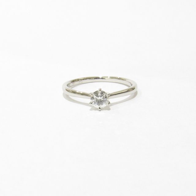 【輪-RIN-の口コミ】 シンプルなデザインを好んでいたため、指輪のラインはまっすぐのタイプに…