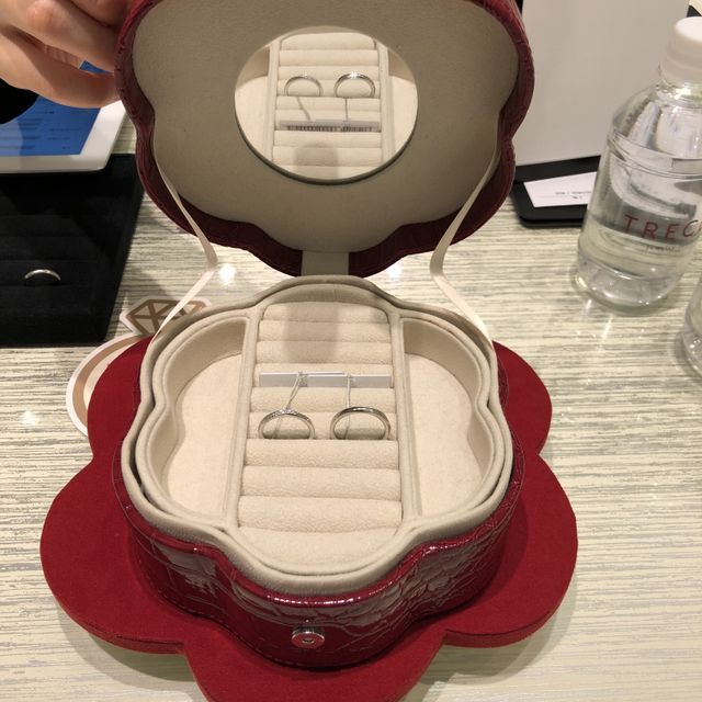 【TRECENTI(トレセンテ)の口コミ】 自分の指に合うデザインというものを、
選びたいと思っており、多くのブラ…