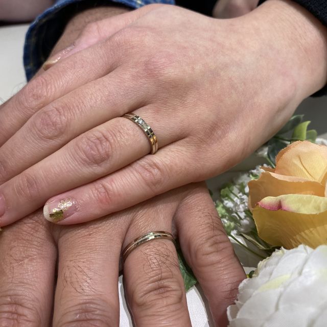 【Honey Bride(ハニーブライド)の口コミ】 人と変わった指輪が良い…けど既製品で良い…店舗で発見した…