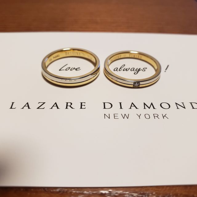 【ラザール ダイヤモンド(LAZARE DIAMOND)の口コミ】 シンプルでありながら、高級感もある他にはあまりないデザイン。
ダイヤモ…