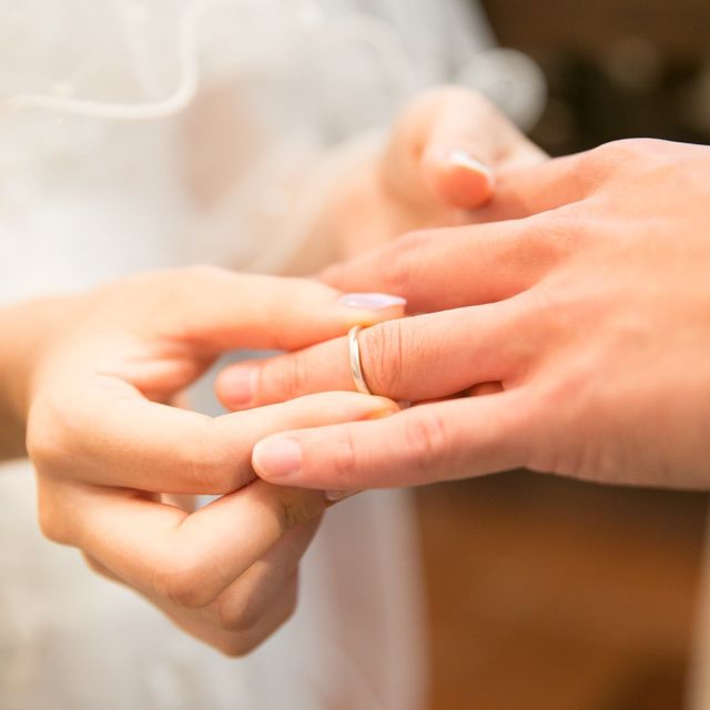 【俄(にわか)の口コミ】 シンプルかつデザイン性があるものが良かったので、ネットで見つけたこの…