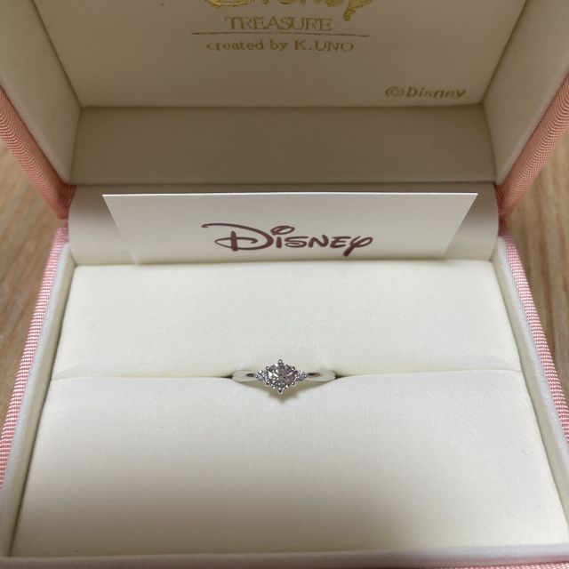 【ケイウノ ブライダル(K.UNO BRIDAL)の口コミ】 ディズニーが幼いころから好きだったので
ディズニーデザインでオーダーで…